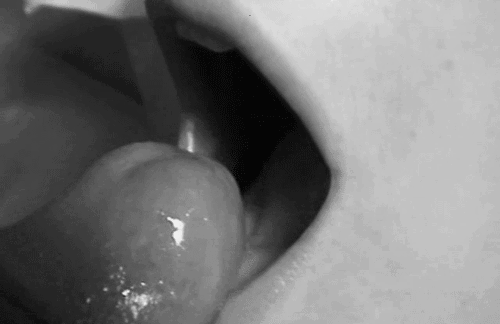 Полный рот спермы, подборка гифок